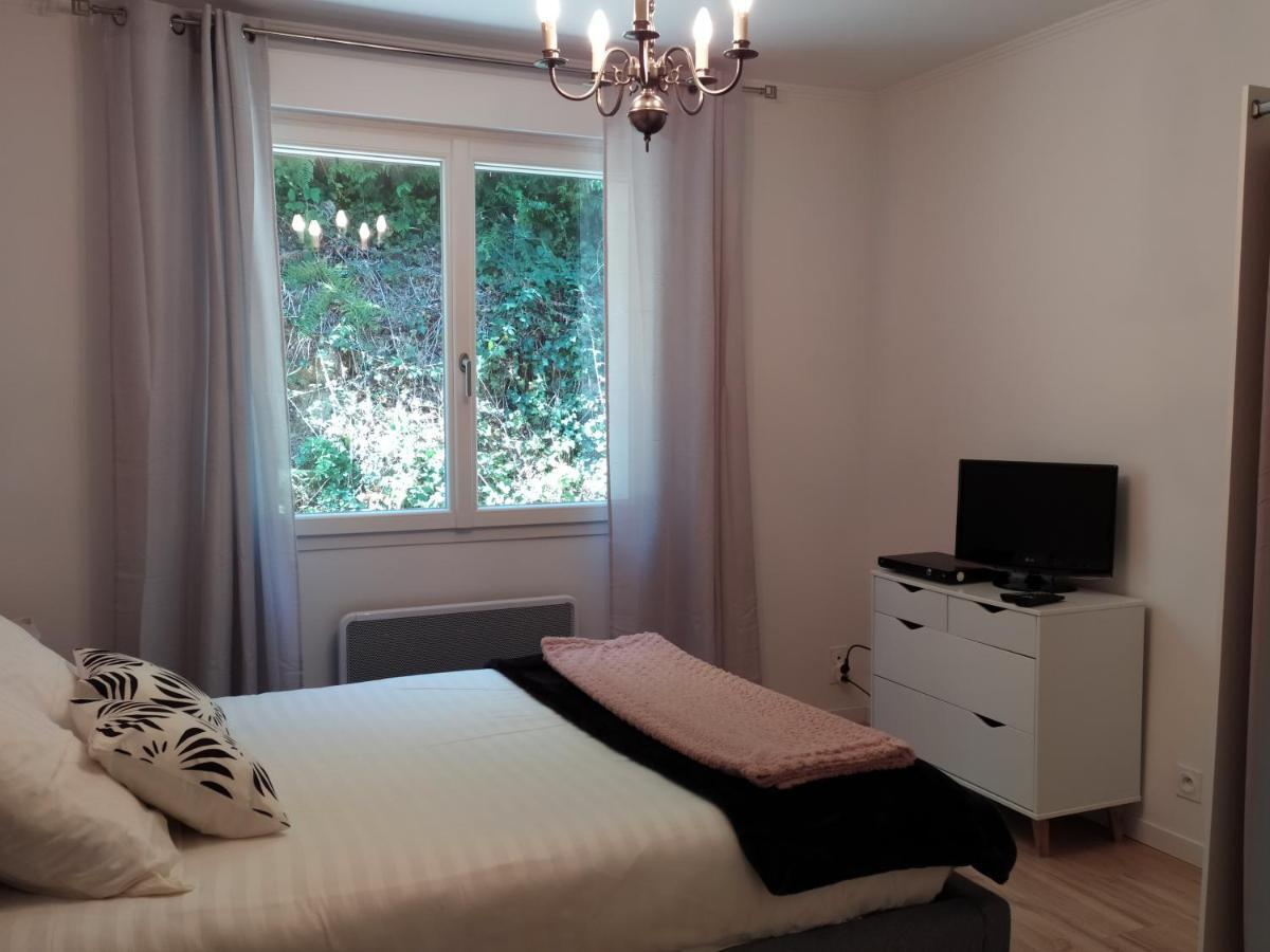 Ma Villa Au Bord De L'Eau Miremont  Екстериор снимка